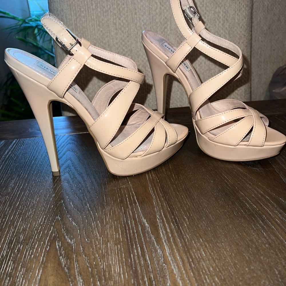 Steve Madden stiletto Elegant Nude Strappy Heels  women’s size 8.5